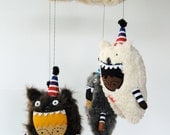 Baby Mobile --- Bears in Party Hats --- Customize to Match You Modern Nursery
