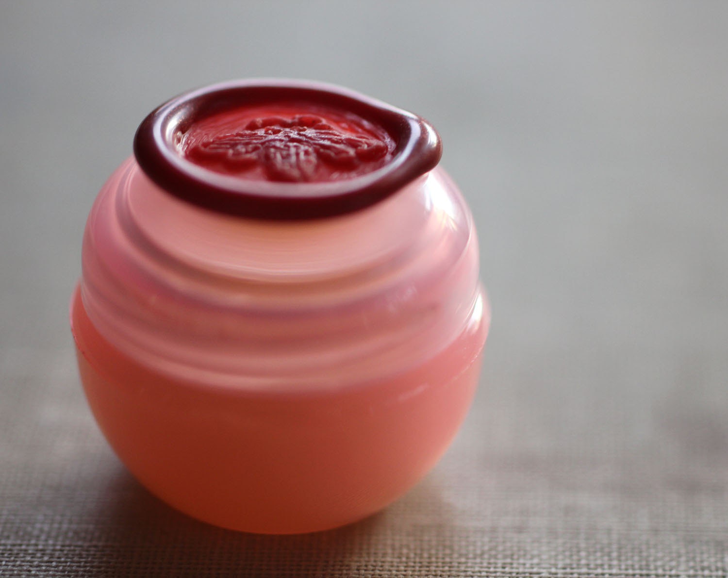 An old fashion fragrance with a modern twist - Vespertina Solid Natural Perfume Mini Sample