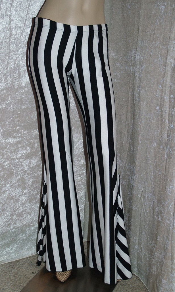 Black White Stripe winged style bell bottom dance yoga pants size Small