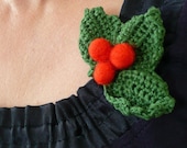 Holly berry brooch winter Weddings decor Christmas crochet gift handmade green red mistletoe decoration Thanksgiving hostessl autumn