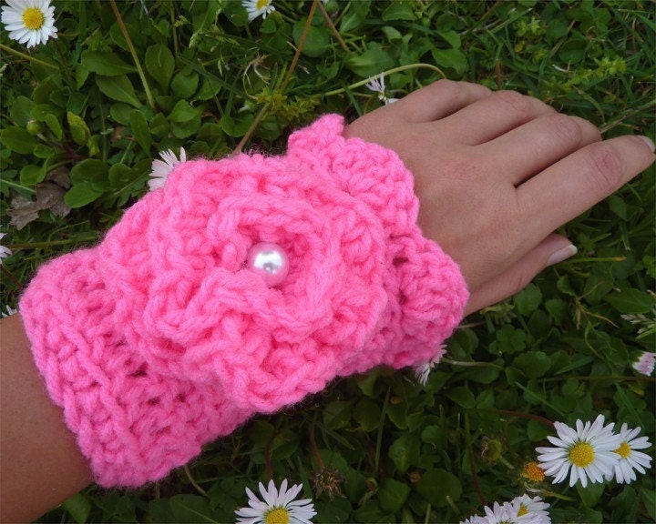 Crocheted Flower Cuff in Hot Pink by Mademoiselle Mermaid