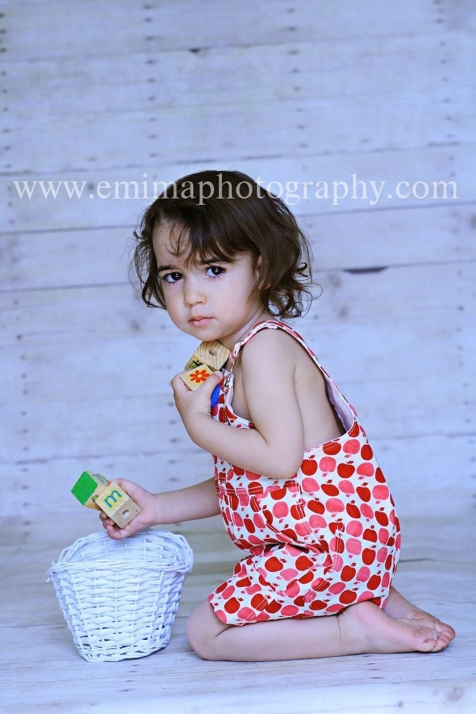 Shortall in Bright Red Apples