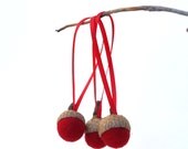 Red Ornaments Acorn, Needle Felted wool,10, hanging, handmade, holiday, ruby, scarlet, woodland, autumn Fall Thanksgiving Decorations