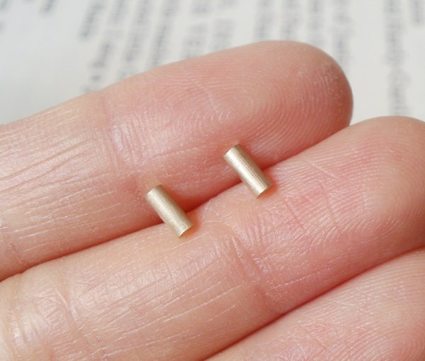simple stick earring studs No. 3 in 9ct yellow gold, handmade in England