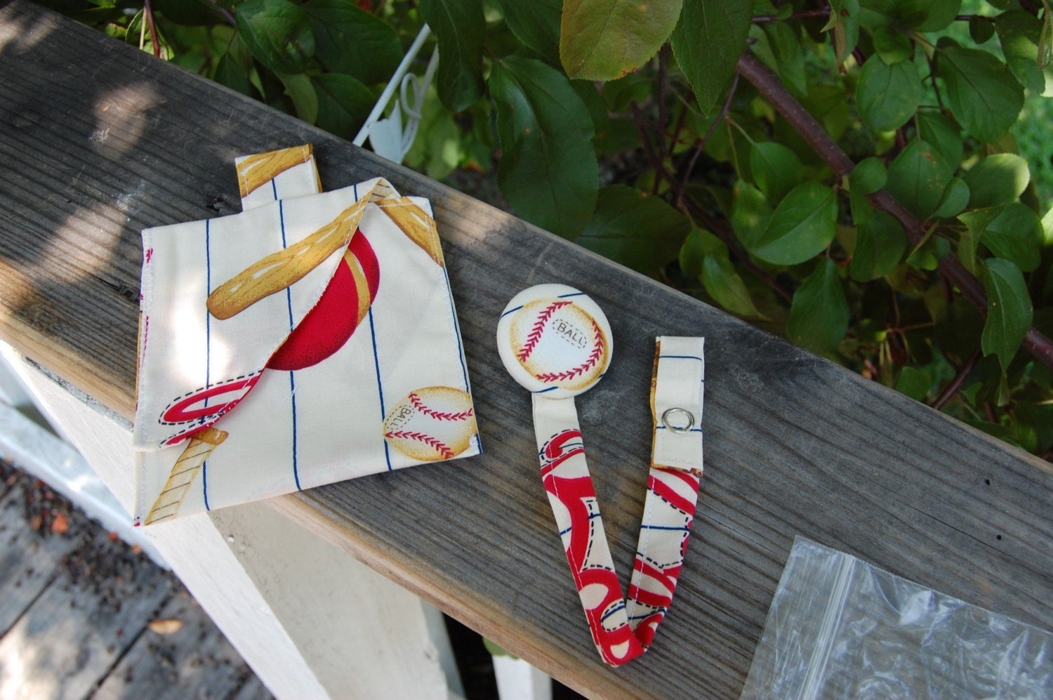 Baseball Paci clip and pouch