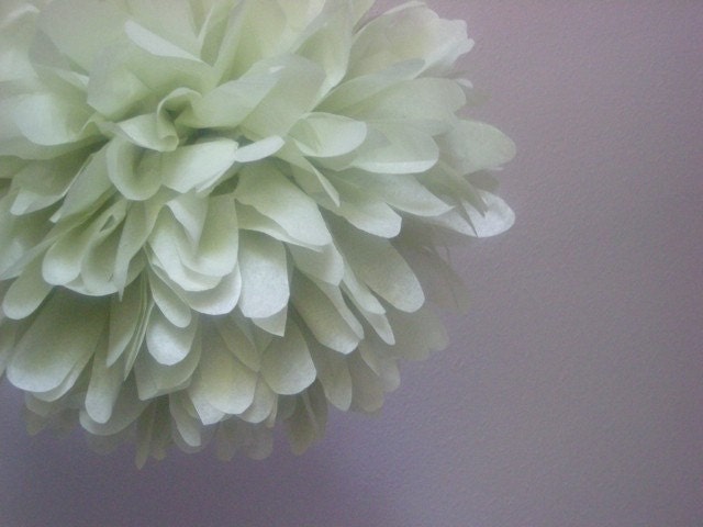 Celery ... 1 tissue paper pom // wedding decorations // diy // pastel // anniversary // birthday // engagement // birthday party decorations Il_570xn