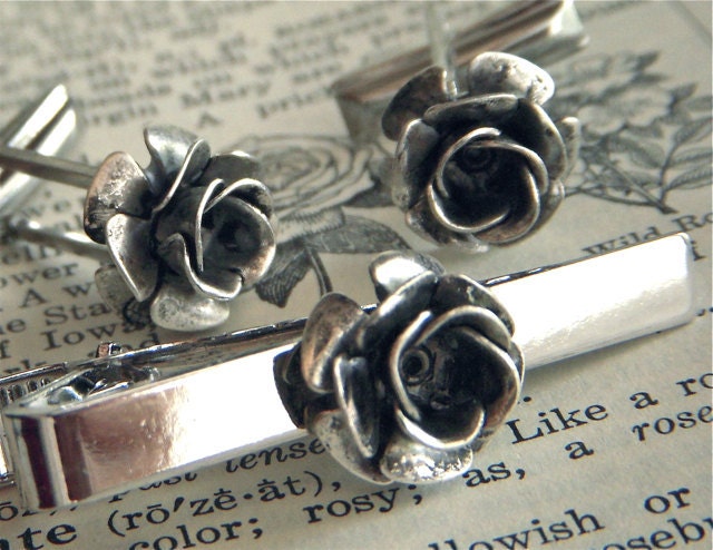 Steampunk Rose Cufflinks & Rose Tie Clip Set of 3 Gothic Victorian Roses Silver Black Antiqued Metal Flowers Vintage Inspired