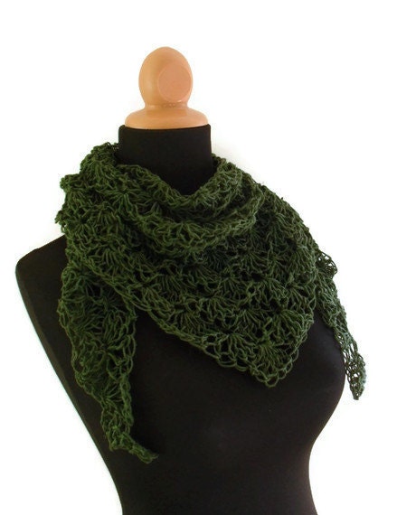A Bit of Lace Hemp Triangle Scarf in Avocado Green EcoFriendly Cowl Organic Natural Made To Order