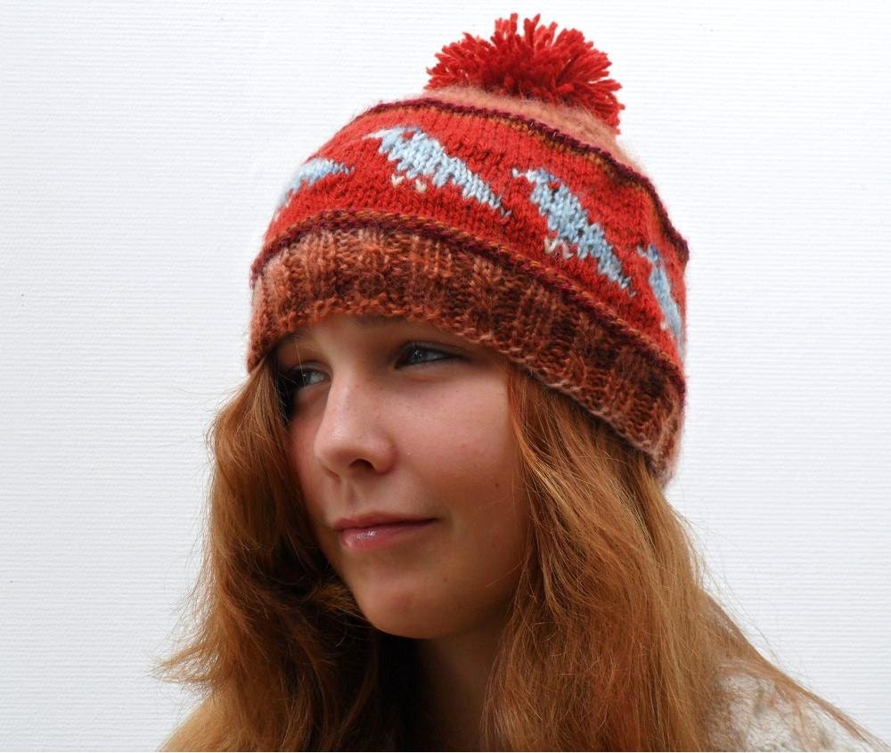 Knitted hat - Blue birds in autumn