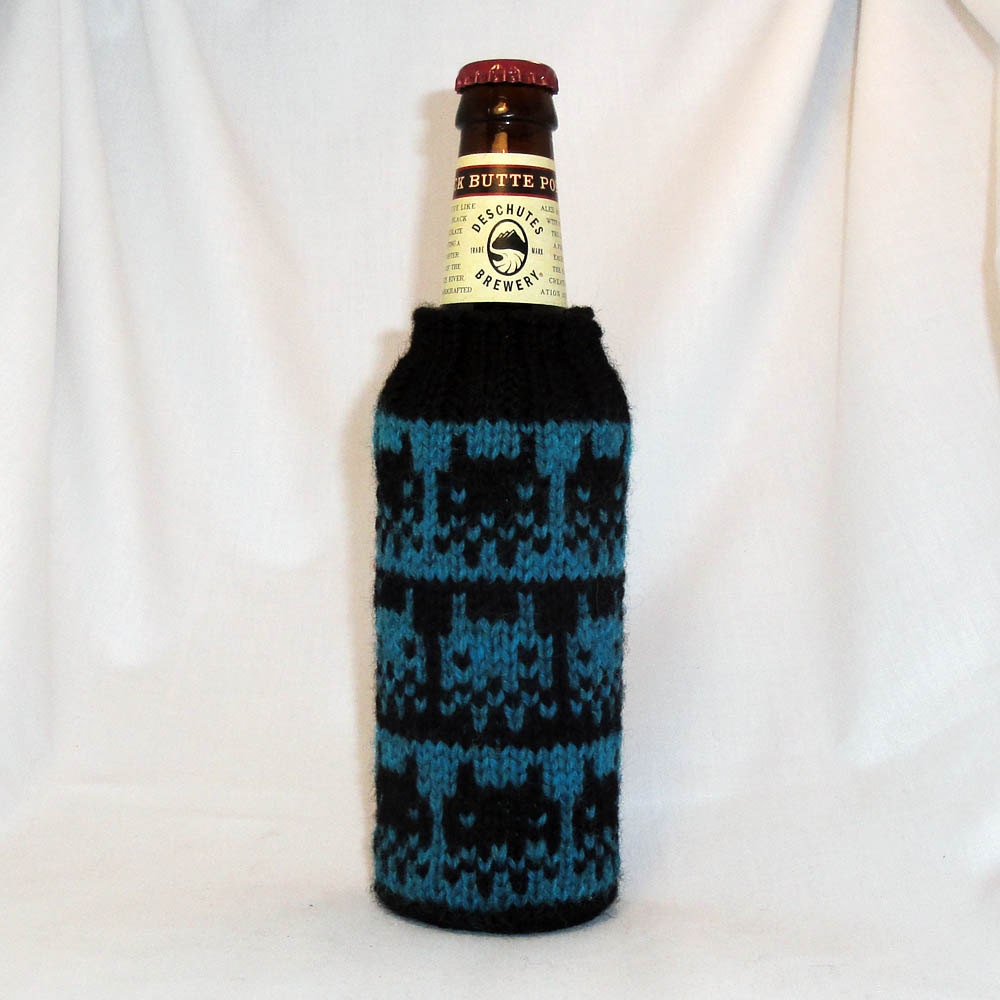 8-Bit Cthulu Hand Knit Beer Koozie - Black and Smoky Cerulean Blue