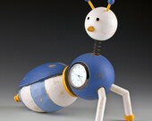 Bug Clock Bobblehead Blue/Yellow