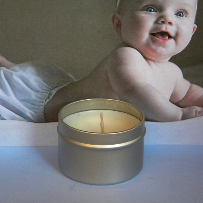 SUGAR TUSH Soy Candle Tin - Vanilla, Peach, Violet & Sugar Scented Soy Candle