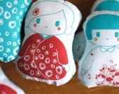 Kokeshi Fabric Dolls & their Cosy