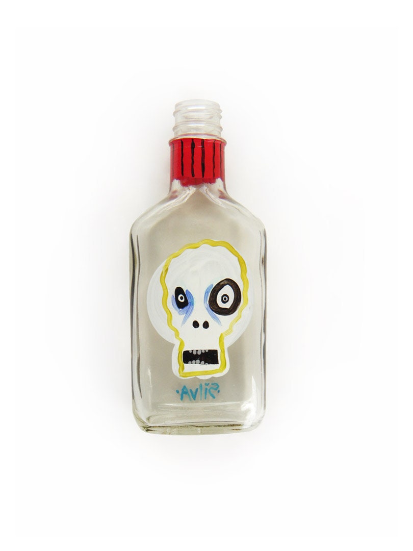 Hand Painted Sugar Skull liquor Flask - Urban Art - Folk Art - Man Cave Art - Hipster Fathers day gift