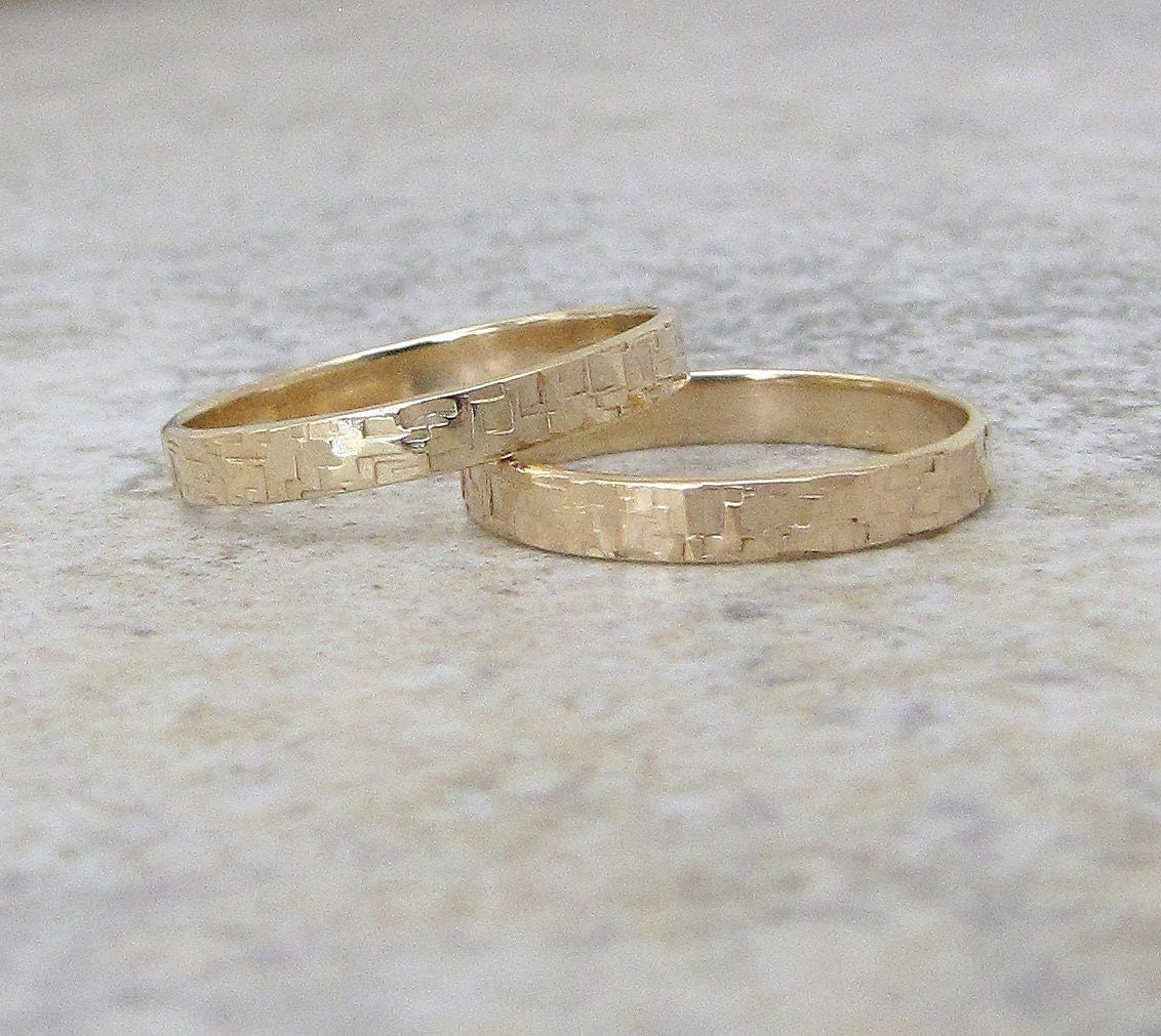 Gold Wedding Bands Hammered Gold Wedding Ring Set Distressed Squares Wedding Band 14K Engraved Customized