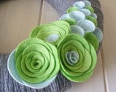 Yarn Wreath Felt Handmade Door Decoration - Celery 12in