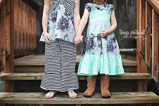Last one - Size 5 Navy White Stripe Ruffle Pants