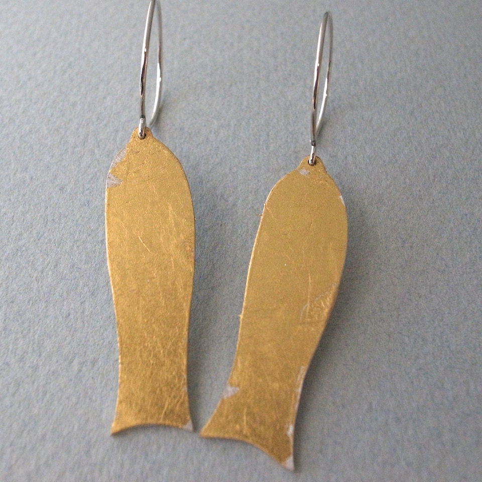 gold dangle earrings - shape 4
