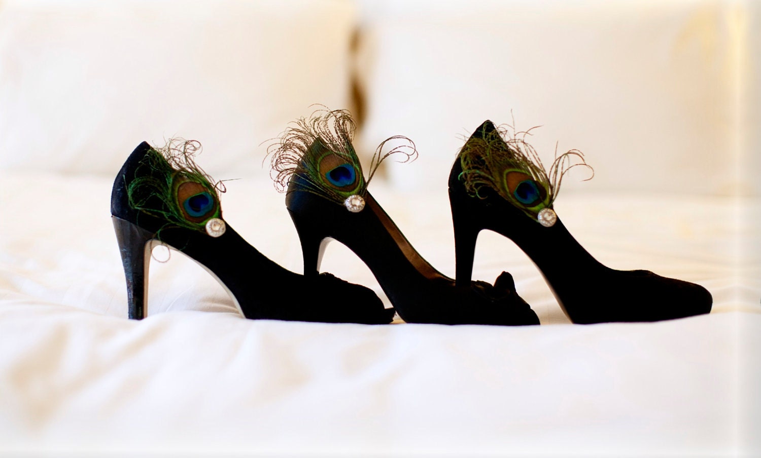 Sparkly Peacock Shoe Clips. Statement Stylish Feminine Couture, Emerald Iridescent Teal Green Aqua Blue. Burlesque Bride Bridal Elegant