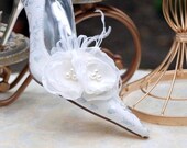 Shoe Clips White / Ivory Organza Poppies Duo. Shabby Chic Style, Feather Pearl Feminine Stylish Handstitched, Spring Bridal Bride Bridesmaid