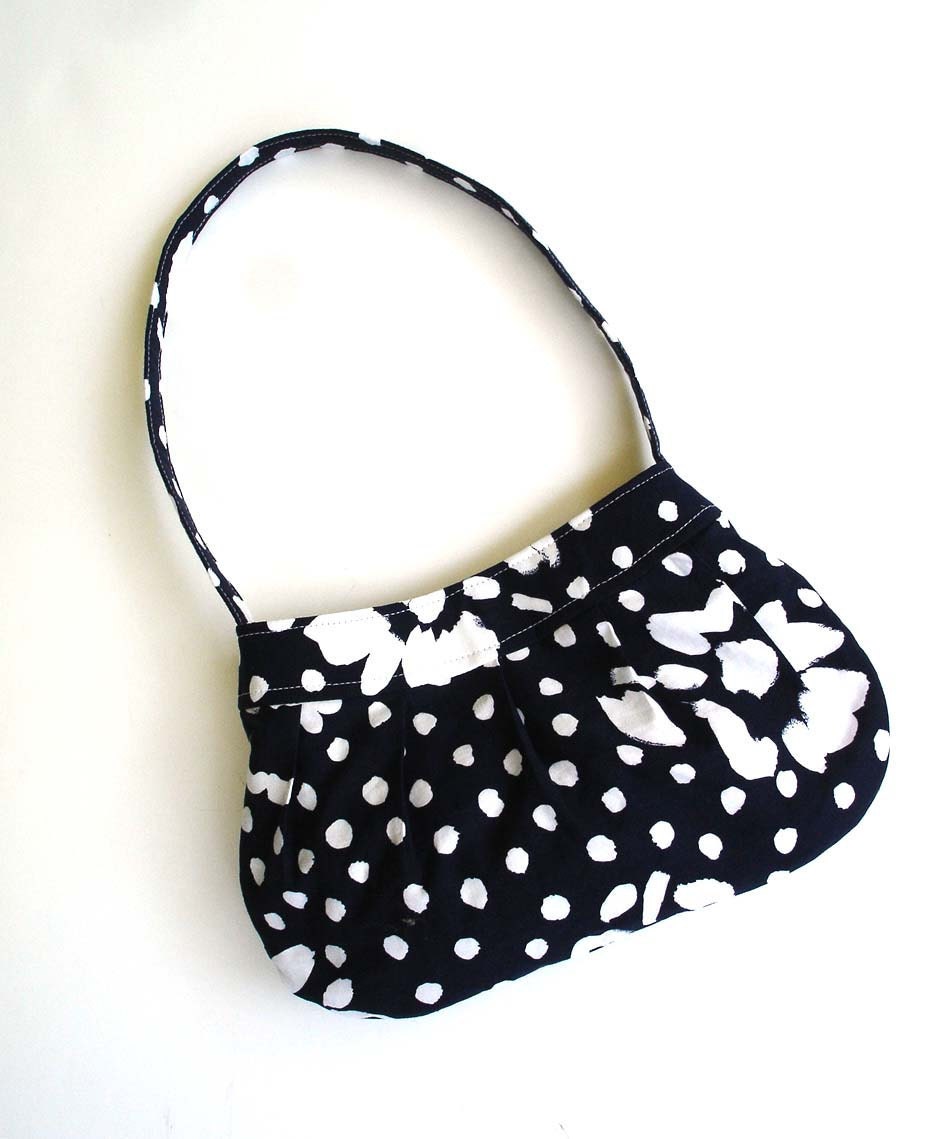 Cotton handbag purse blue white polka dot modern flower pop small pleated quilted