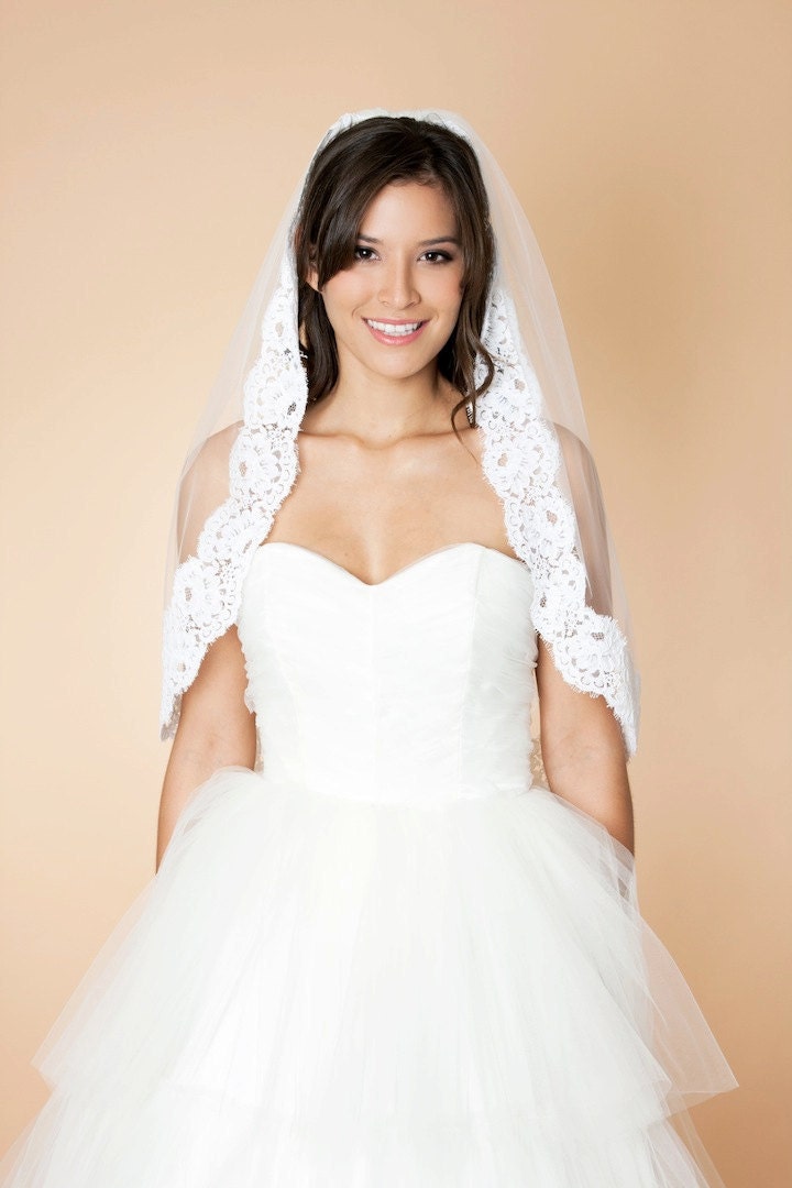Natalia -  Waist Length Single Tier Veil Edged With Alencon Lace, 218