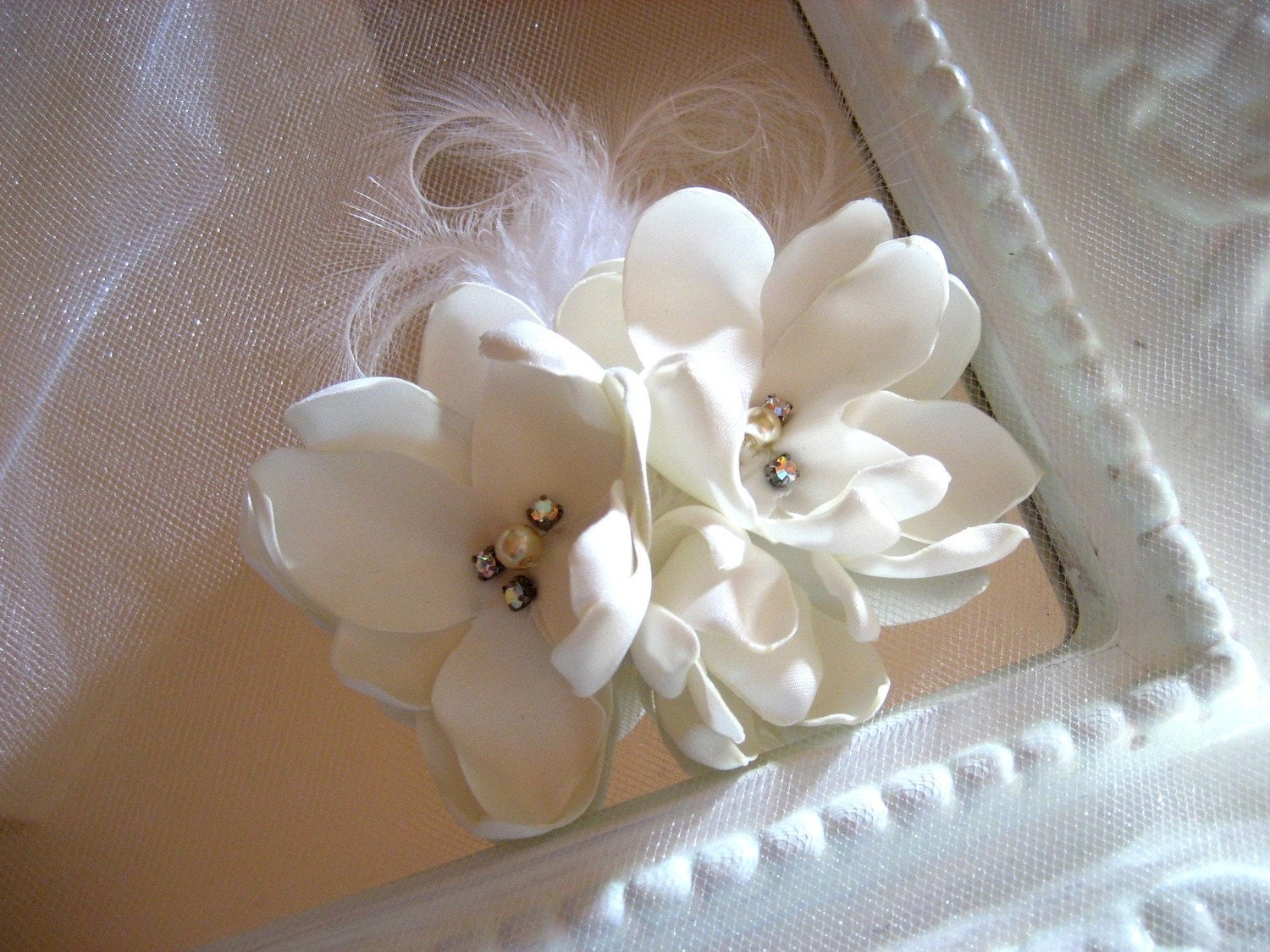 Bridal Hair Flower MAGNOLIA BLOSSOM in white or ivory
