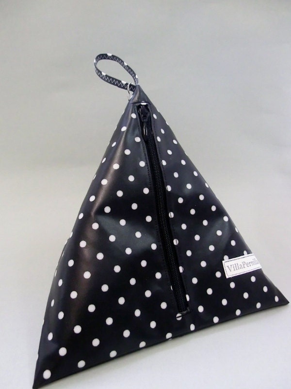 Wash bag for kids and light travelling- oilcloth fabric