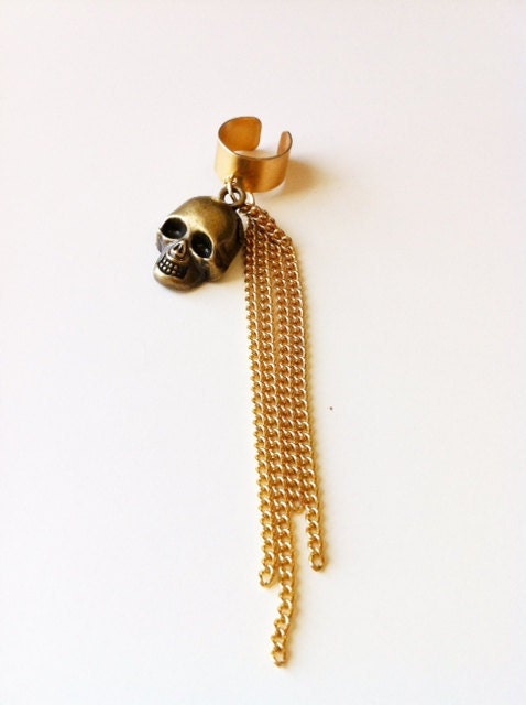 Gold Skull Chain Ear Cuff
