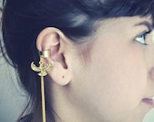 Kneeling Isis Gold Chain Ear Cuff