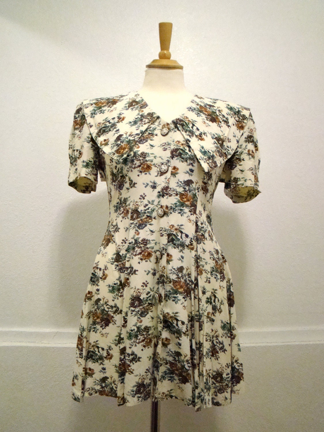 Vintage / 80s / Floral / Short Sleeve / Grunge / Mini / Day Dress / SMALL
