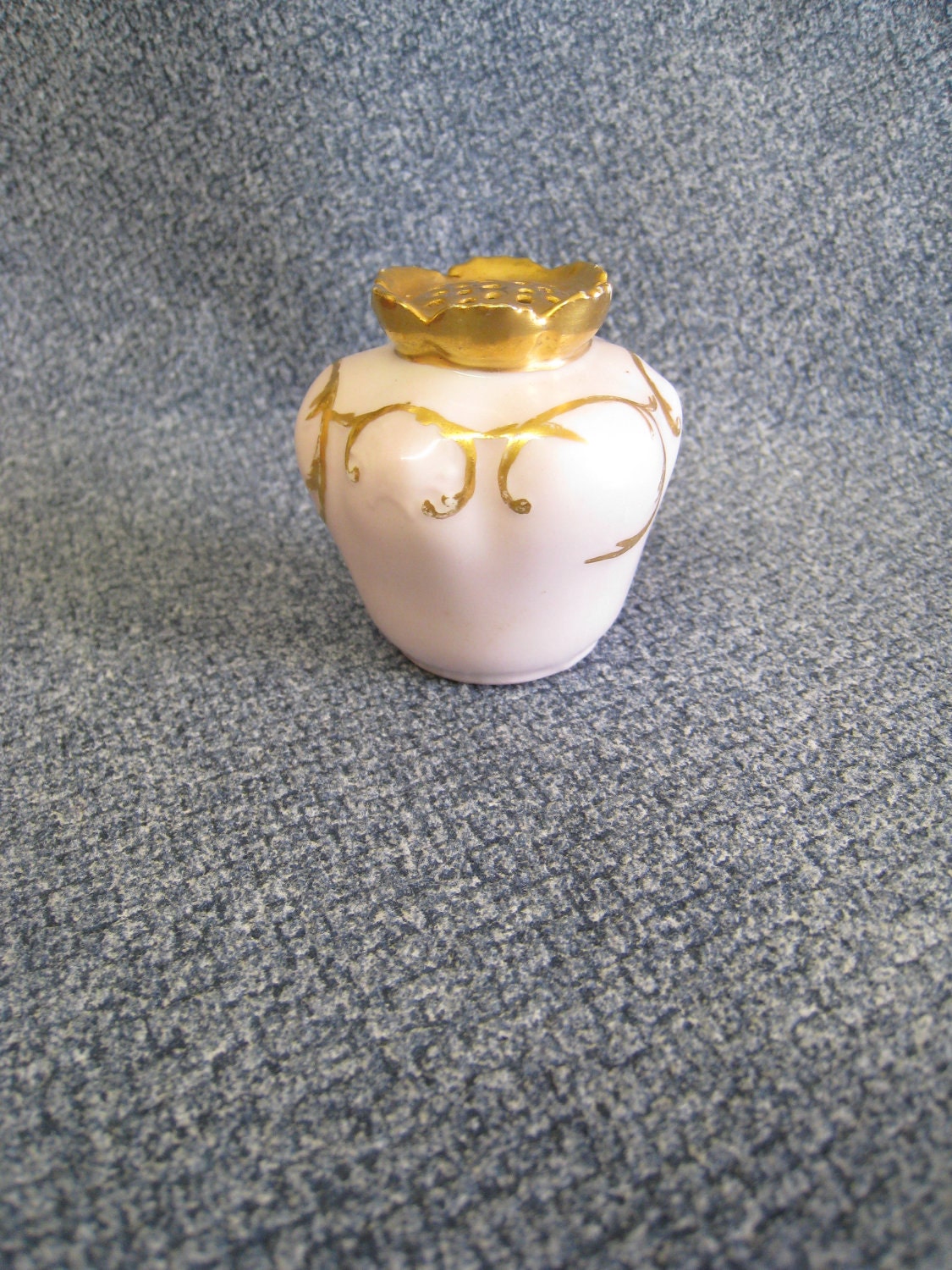 Limoges Pink Salt or Pepper Shaker, Vintage Fine China, Limoges France, Pink and Gold Flower