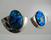 Vintage Abalone Earrings Silver & Blue Shell  1980s 80s MOD Retro BOLD Boho Indie Egyptian Revival mother of pearl Spring rainbow iridescent