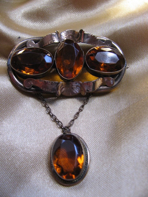 Original Large Victorian Pendant Brooch with Citrine
