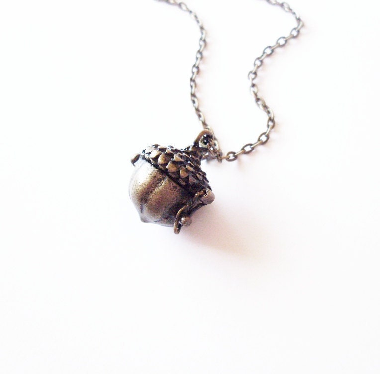 Peter's Kiss - Acorn Locket Necklace Acorn Necklace Peter Pan Necklace Nature Inspired Neverland Necklace Woodland Locket Woodland Necklace