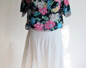 Floral Summer Top  . 1980s
