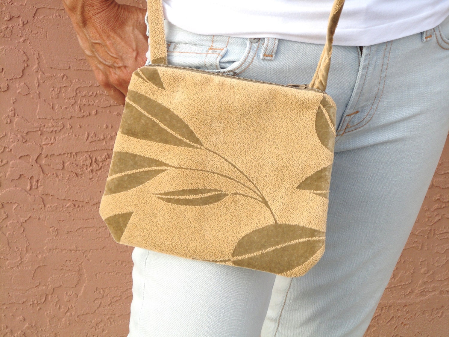 Crossbody Hipster Bag Oatmeal Plush Leaves