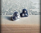 Owl jewelry, owl stud earring, silver stud earrings, post earring, rustic earrings, oxidized earrings, rustic earrings, metalsmith jewelry