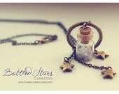 Stars Tiny Bottle necklace. CUSTOM Glitter STARS COLOR. Glass bottle pendant. Cute Necklace. Bronze necklace. miniature bottle