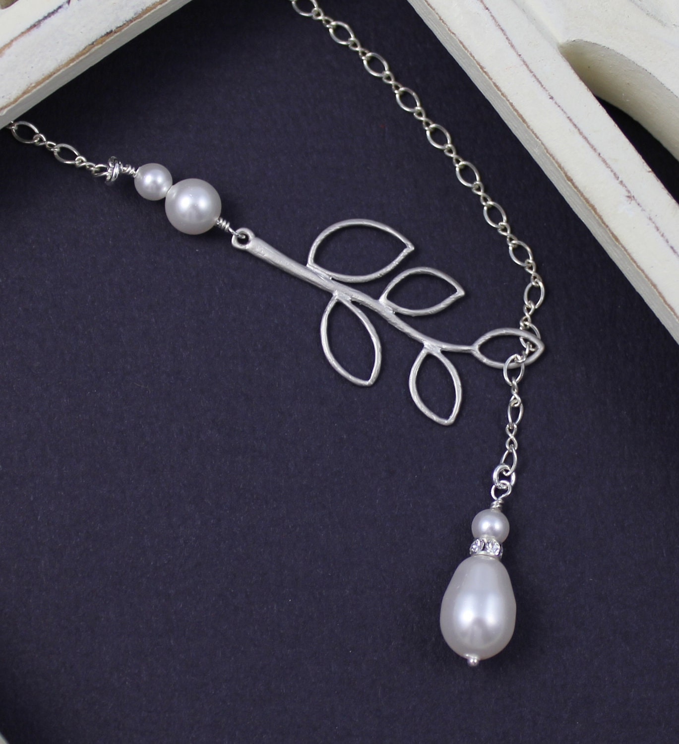 Bridal Pearl and Silver Necklace, Bridesmaid Necklace,  Mom Jewelry Tree of life Necklace MOTHER