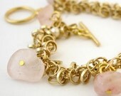 Link Bracelet,Gold Chain Bracelet,Gold Charm Bracelet ,Gold Lucky Charm Bracelet with pearls and rose quartz