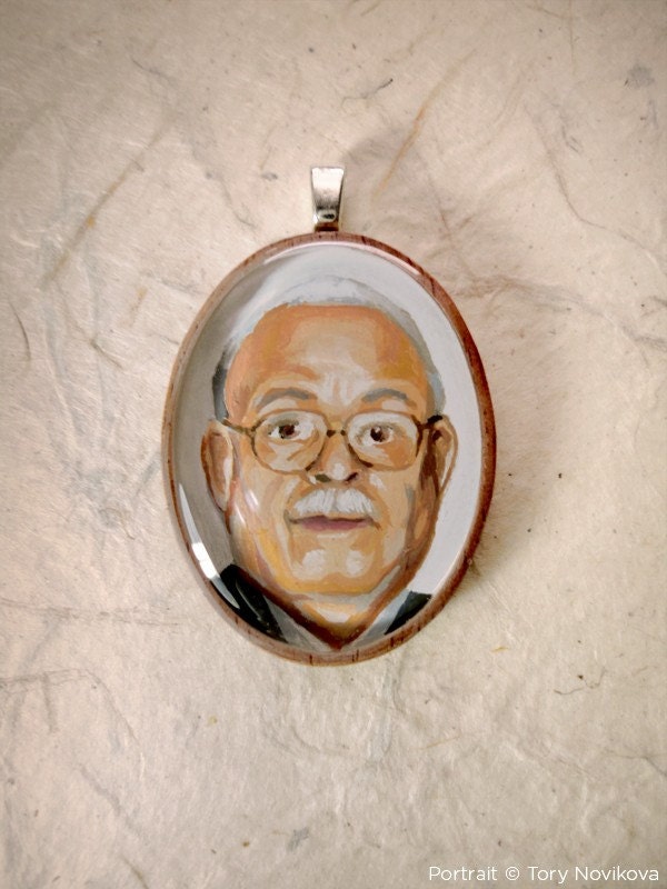 EXAMPLE of Custom Painted Portrait Pendant (Great GIFT)