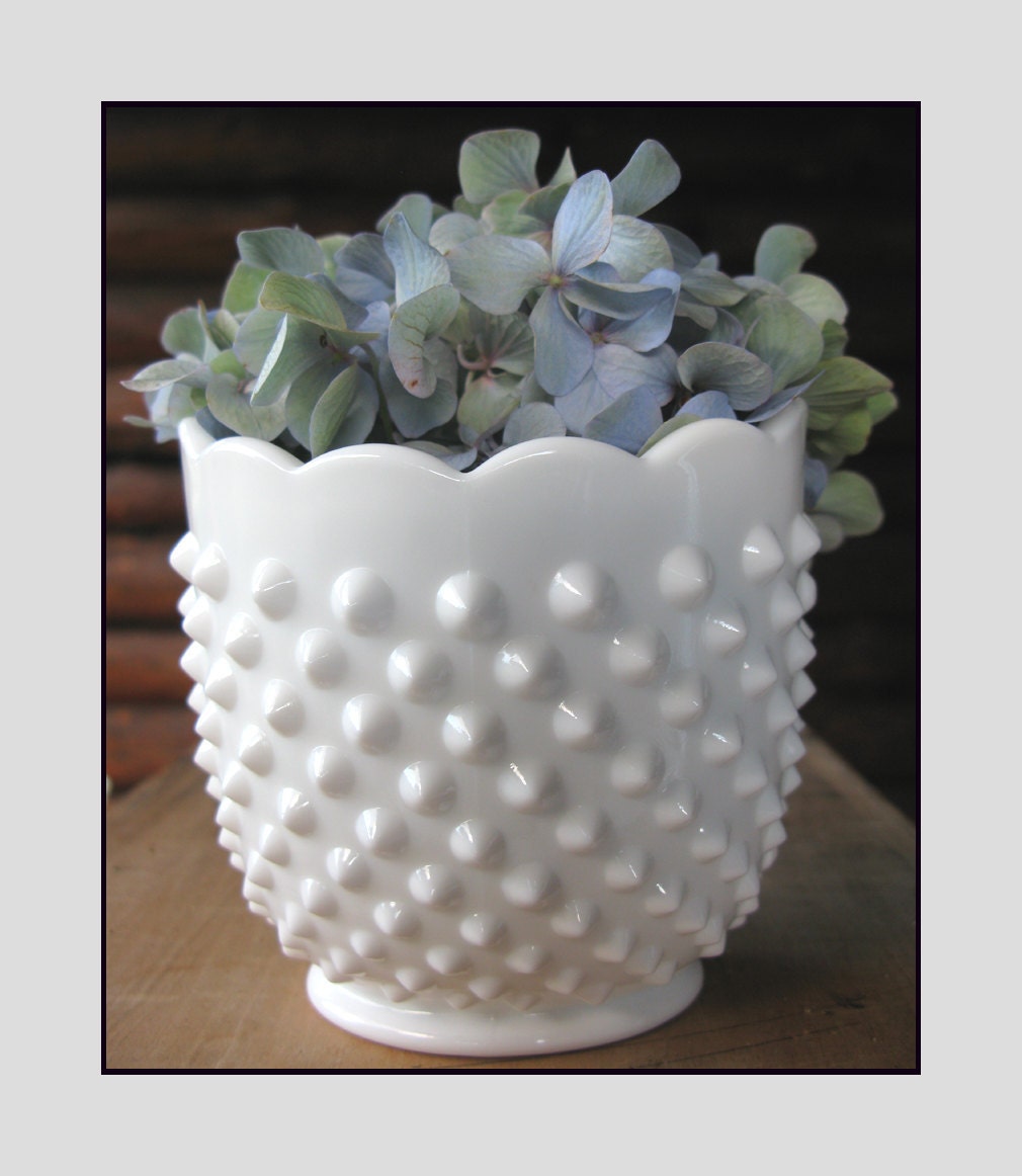 Milk Glass Planter - Fenton Big and Bold Vase/Planter