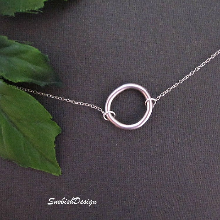 Circle Necklace, Dainty Silver Necklace, Eternity Necklace, Mothers Necklace, Friendship Jewelry, Couples Jewelry, Wedding Jewelry