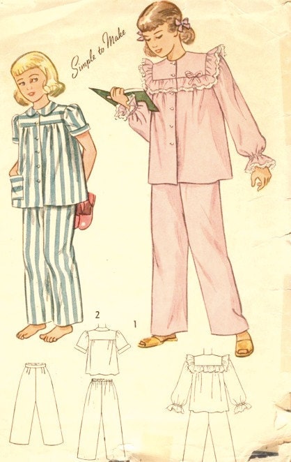 1940s  Girls Pajamas  Vintage Sewing Pattern Simplicity 2599 Size 7