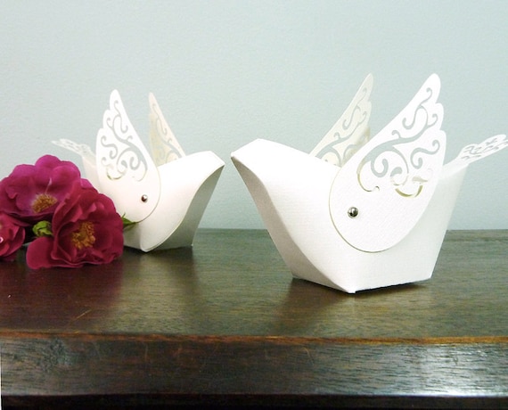 Bird Cake Topper Favor Boxes - Set of 2 Elegant Handmade Wedding Paper Doves - Unique table decor , ornament , keepsake box