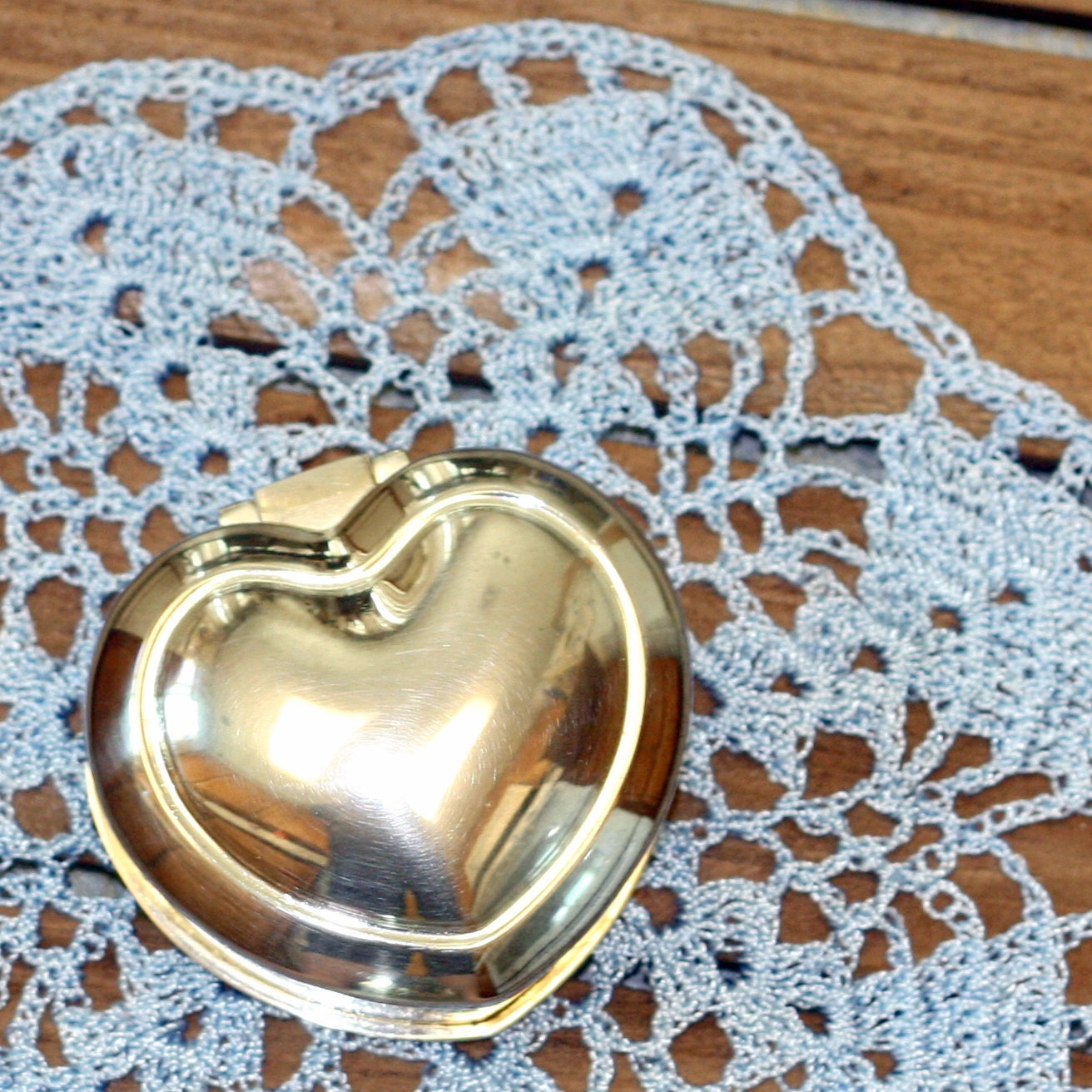 Vintage silver sweet heart trinket or jewelry box with blue velvet lining