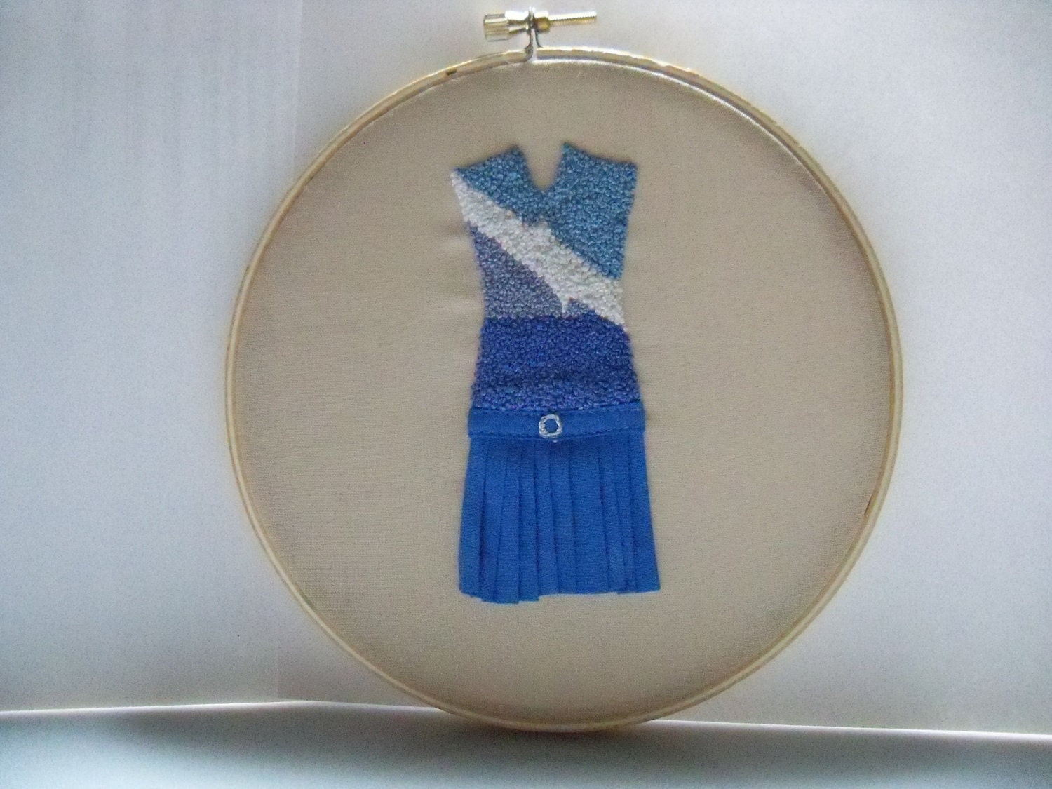 Singin' in the Rain Inspired Embroidered Hoop Wall Art Tribute Home Decor Movie Lover Gift