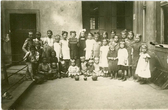 Vintage Photo Postcard "City School Children", Photography, Paper Ephemera, Snapshot, Old Photo, Collectibles - 0007