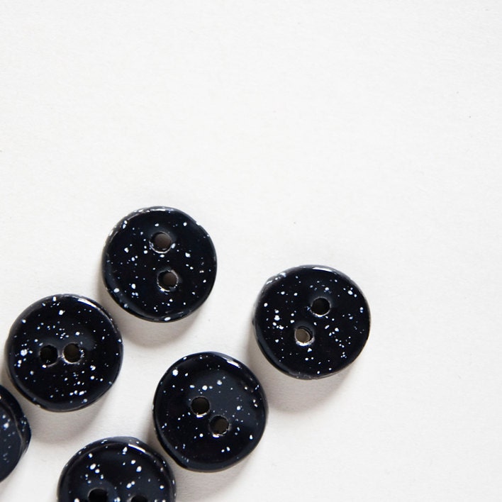 jet black ceramic buttons, handmade, smooth, shiny sew on buttons. uneven and unique. set of 6. handshaped by karoArt ceramics.